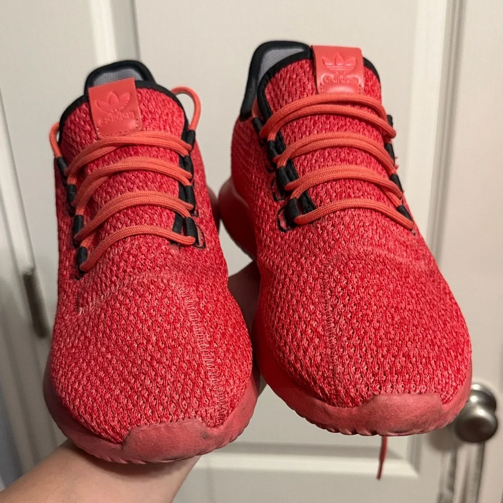 Adidas‎ Tubular Shadow Trace Scarlet Black Athletic Sneakers
